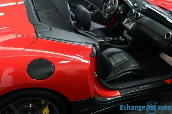 FERRARI CALIFORNIA California V8 4.3 490ch 