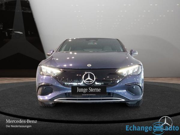 MERCEDES EQE EQE 300 Electric Art