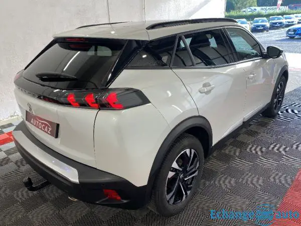 PEUGEOT 2008 BlueHDi 130 SetS EAT8 Roadtrip