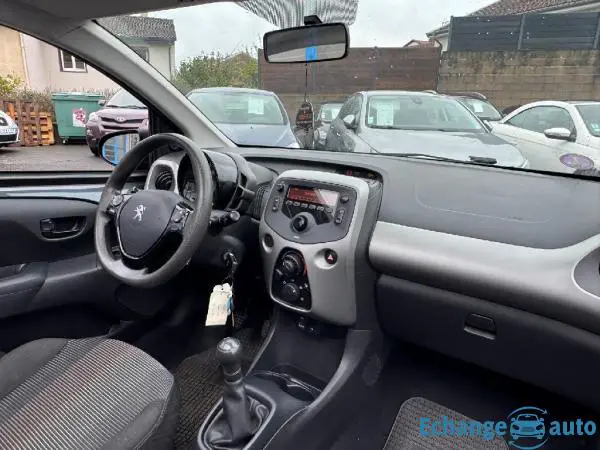 PEUGEOT 108  1.2 VTi 82ch BVM5 Active TOP!