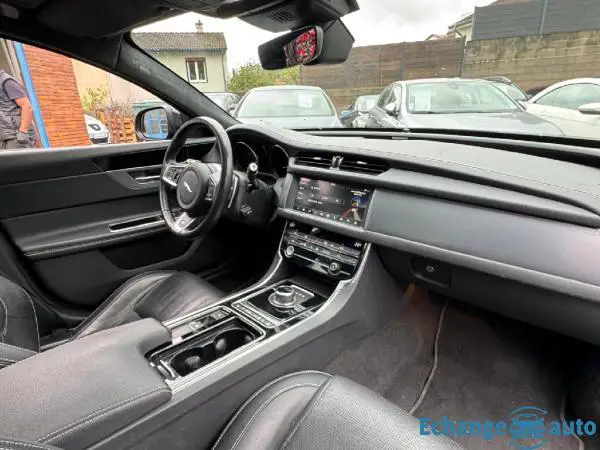 JAGUAR XF 2.0 D - 180 ch BVA R-Sport