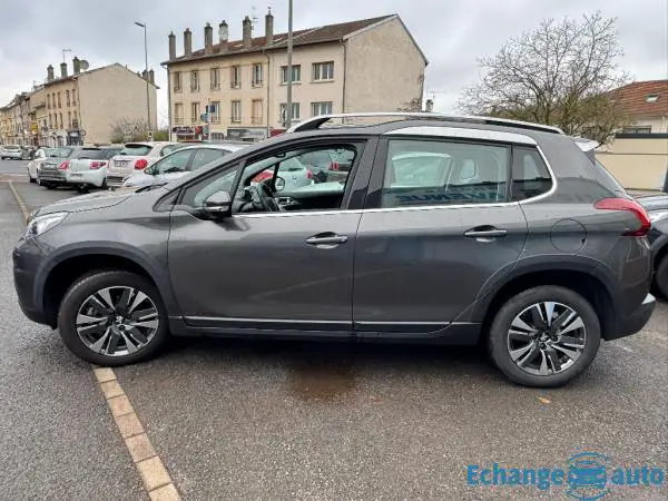 PEUGEOT 2008  PureTech 82ch SetS BVM5 Active Business