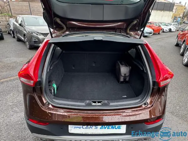 VOLVO V40 CROSS COUNTRY  T3 152 Oversta Edition