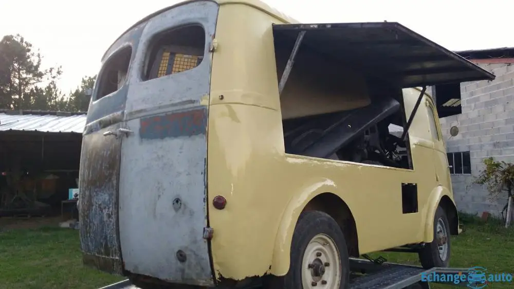 D4b à restaurer food truck publicitaire ou échange