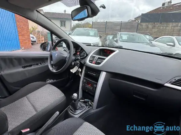 PEUGEOT 207 1.6 VTi 120ch Premium