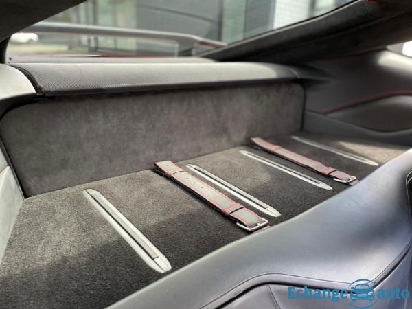 FERRARI F12 BERLINETTA F12 Berlinetta V12 6.0 740ch 