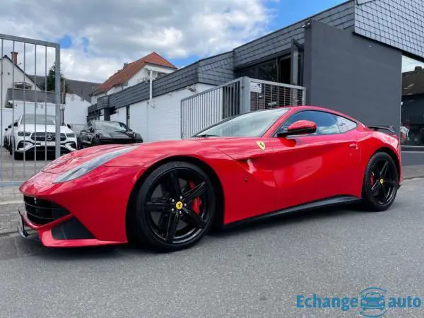 FERRARI F12 BERLINETTA F12 Berlinetta V12 6.0 740ch 