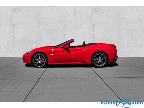 FERRARI CALIFORNIA California V8 4.3 460ch 