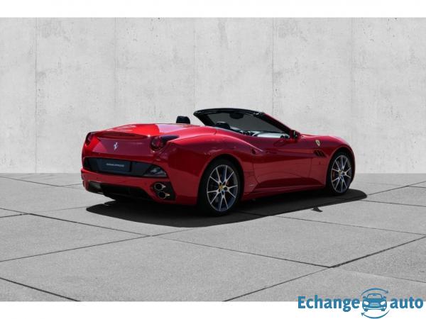 FERRARI CALIFORNIA California V8 4.3 460ch 