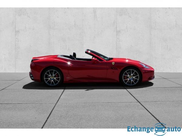 FERRARI CALIFORNIA California V8 4.3 460ch 