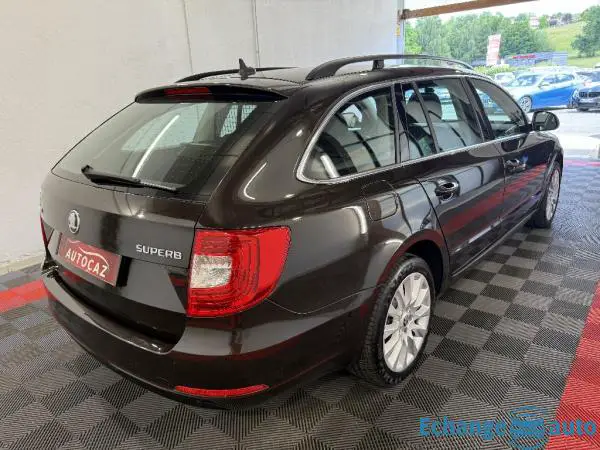 SKODA SUPERB COMBI 2.0 TDI 170 BVM6 GreenTec Elegance *PREMIERE MAIN