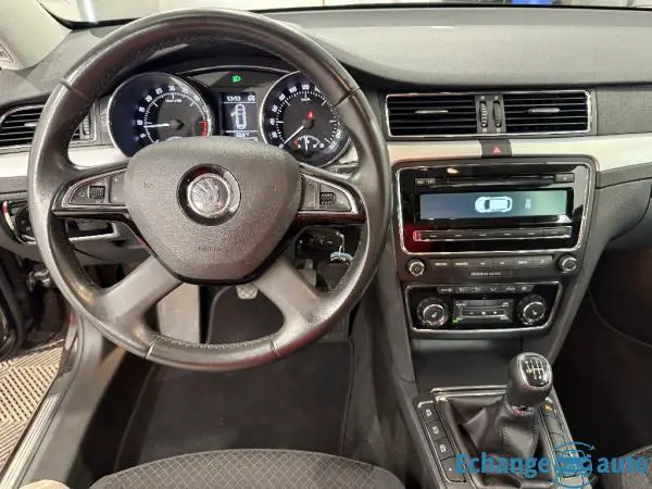 SKODA SUPERB COMBI 2.0 TDI 170 BVM6 GreenTec Elegance *PREMIERE MAIN