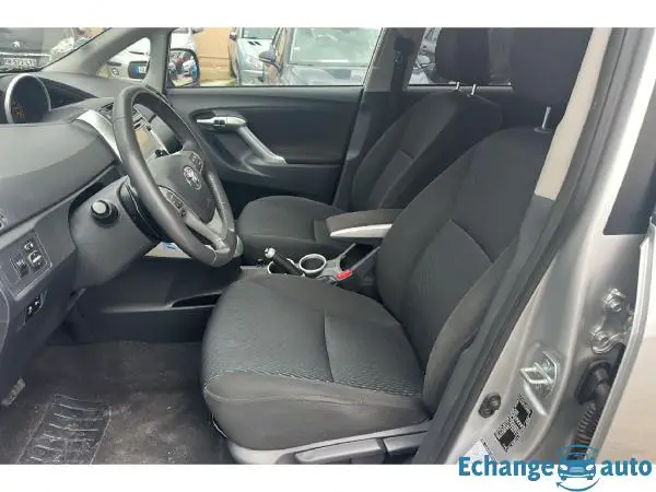 TOYOTA VERSO 2.2 Dcat SOL BVA