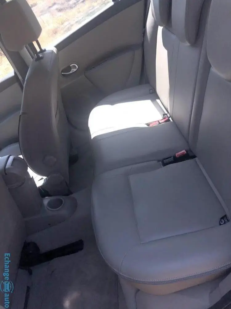 Renault Clio III INITIALE