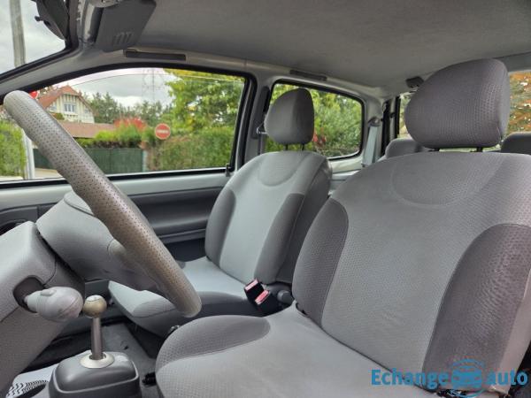 RENAULT TWINGO 1.2 16v Privilège Quickshift 5 