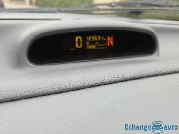 RENAULT TWINGO 1.2 16v Privilège Quickshift 5 