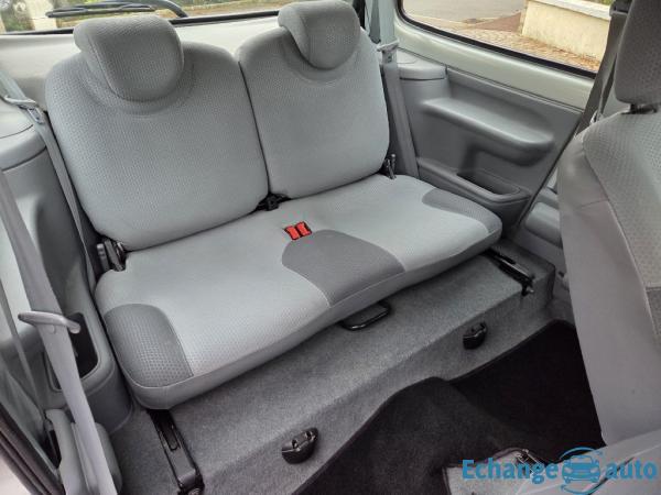 RENAULT TWINGO 1.2 16v Privilège Quickshift 5 