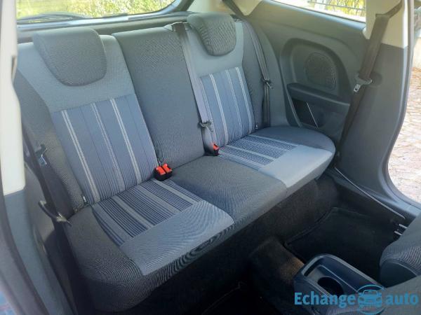 FORD FIESTA 1.25 60 Ambiente 23000kms