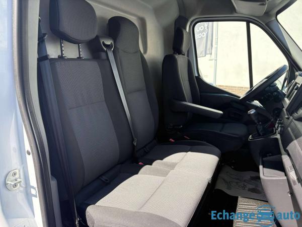 RENAULT MASTER FOURGON MASTER FGN TRAC F2800 L1H1 DCI 135 GRAND CONFORT