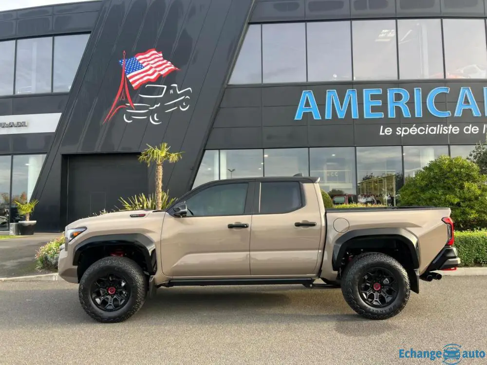 TOYOTA TACOMA