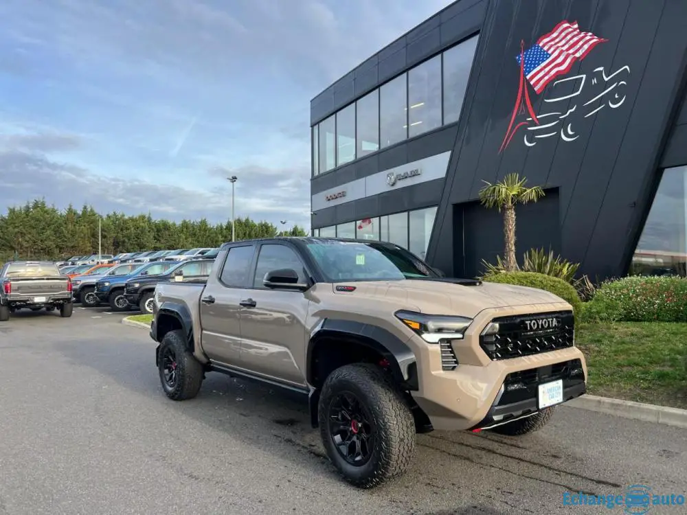 TOYOTA TACOMA