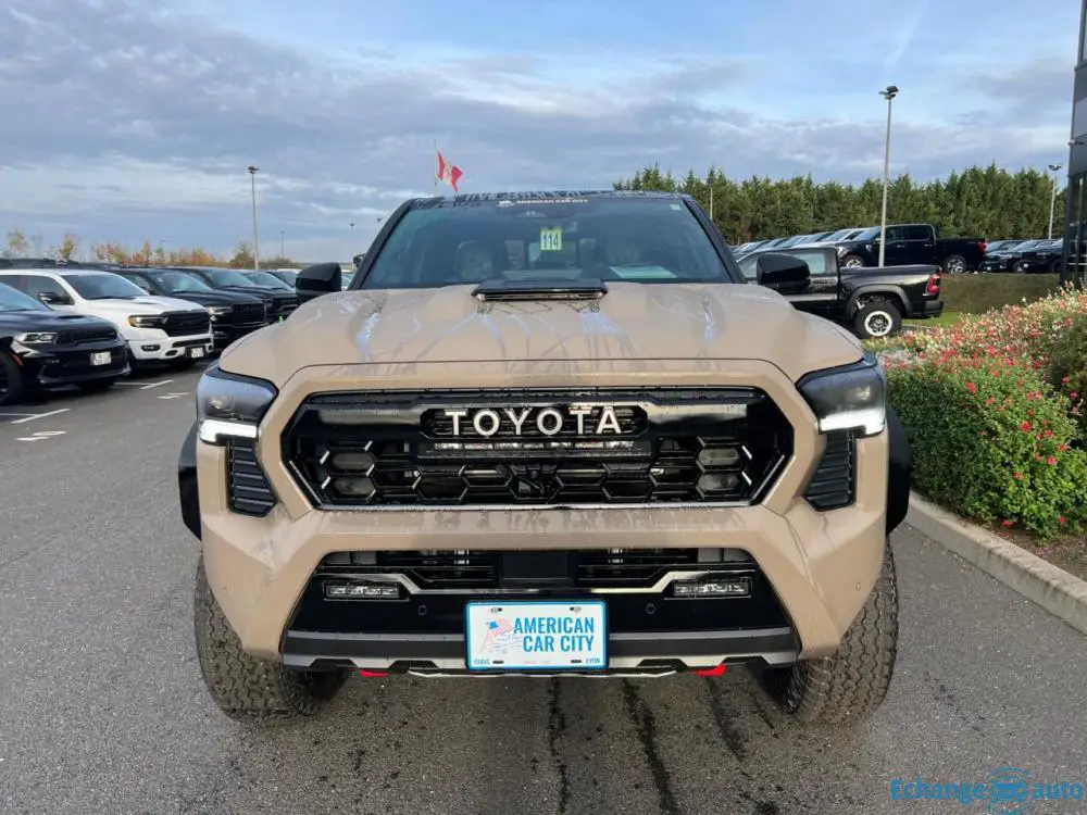TOYOTA TACOMA