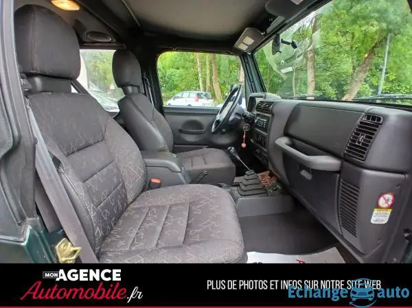 Jeep WRANGLER 1 4.0i 12V L6 SAHARA BVM5