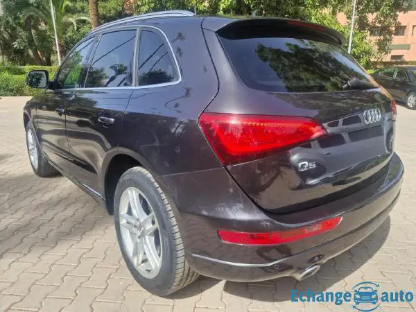 AUDI Q5 V6 3.0 TDI 245 Quattro Luxe S tronic 7 