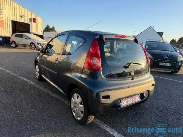 PEUGEOT 107 1.0e 12V 68ch Trendy 