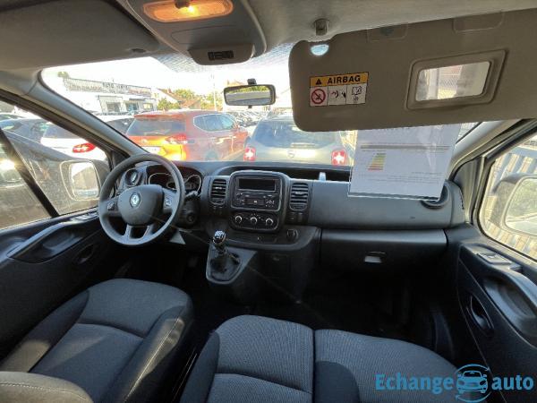 RENAULT TRAFIC COMBI 2.0 DCI 145 Zen 9 Places