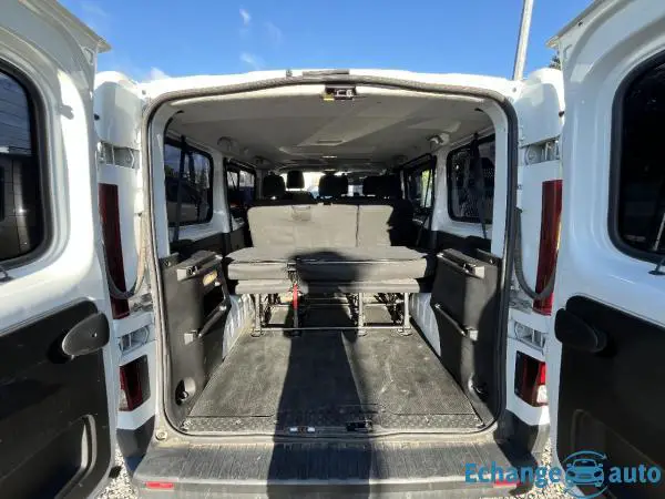 RENAULT TRAFIC COMBI 2.0 DCI 145 Zen 9 Places