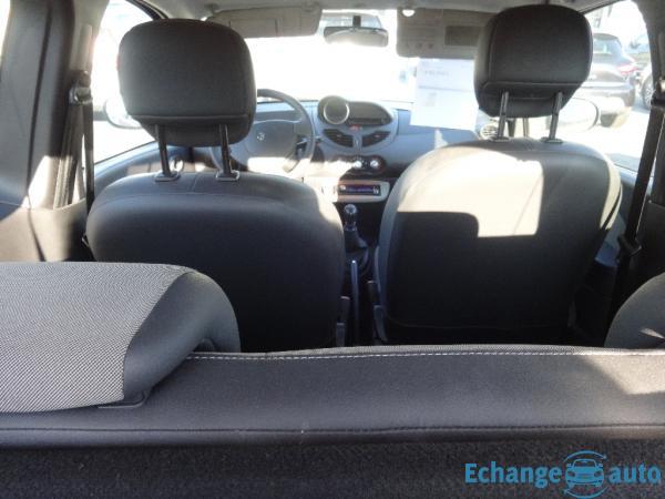RENAULT TWINGO II 1.2i 60ch