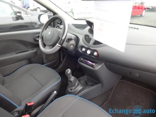 RENAULT TWINGO II 1.2i 75ch