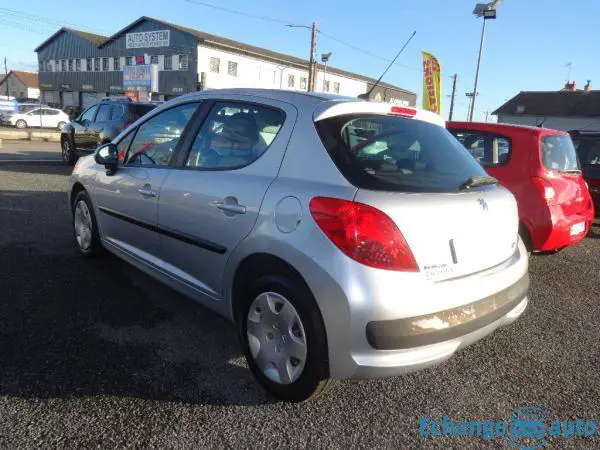 PEUGEOT 207 1.4 VTI 95