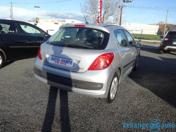 PEUGEOT 207 1.4 VTI 95