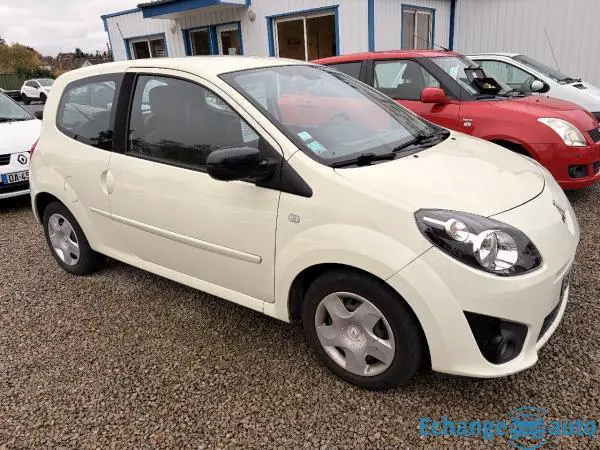 RENAULT TWINGO II 1.2i 75ch Rip Curl