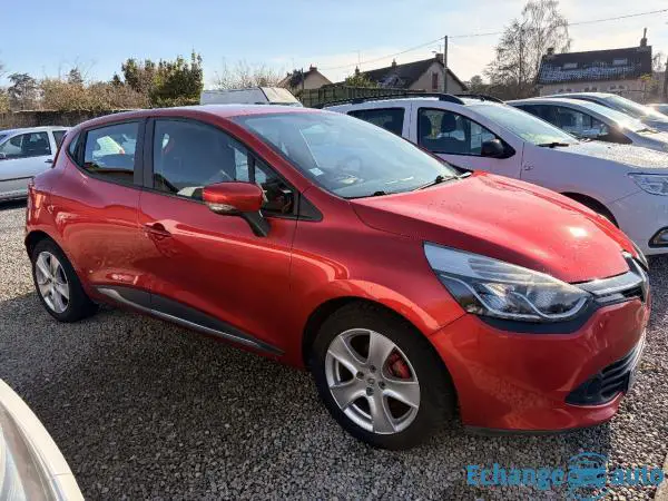 RENAULT CLIO IV 1.5 DCI 90 Zen EDC Automatique