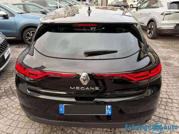 RENAULT MEGANE IV BERLINE Megane IV Berline TCe 140 EDC Techno