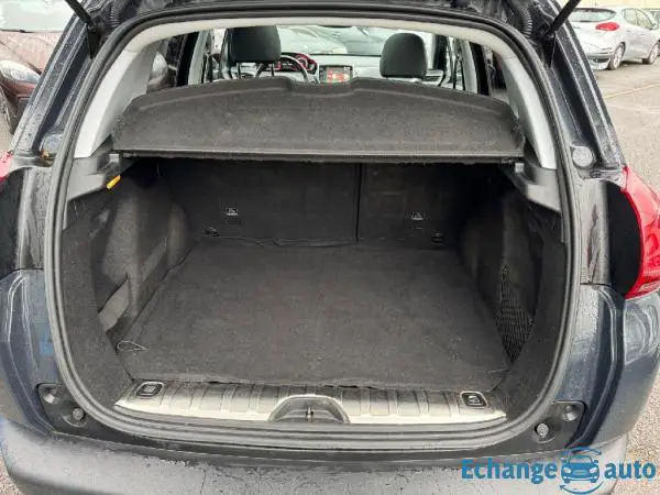 PEUGEOT 2008 1.2 PureTech 110ch SetS BVM5 GT Line