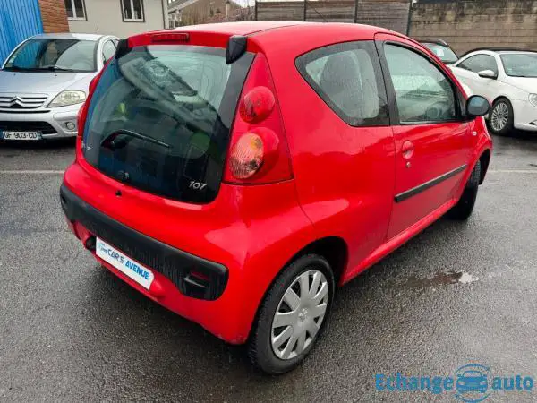 PEUGEOT 107  1.0e 12V 68ch BLUE LION 2-Tronic Trendy