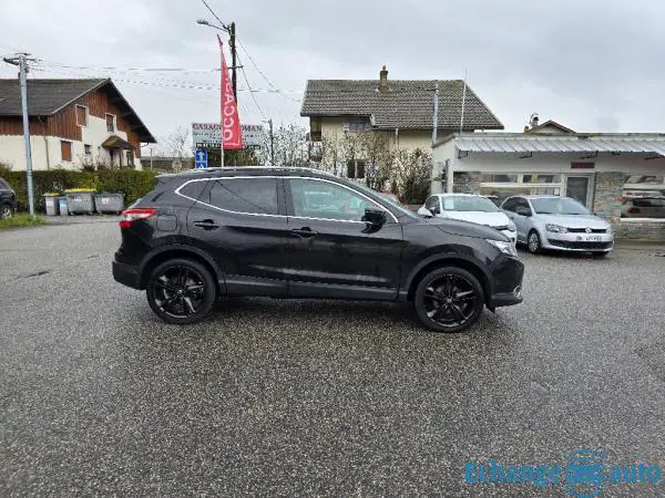 NISSAN QASHQAI 1.6 dCi 130 Black Edition