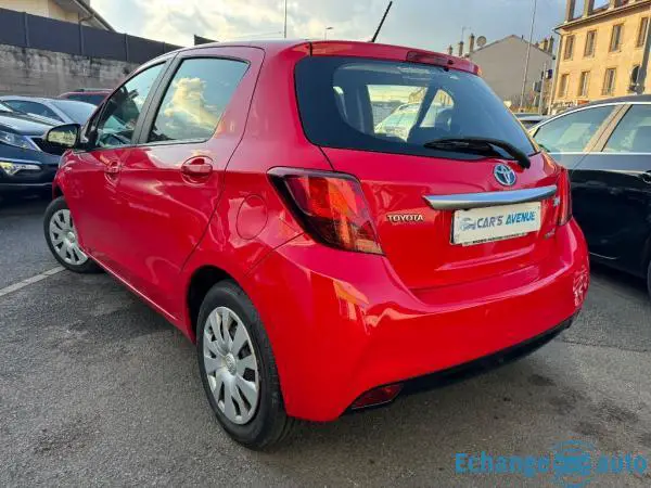 TOYOTA YARIS HYBRID  100h Dynamic