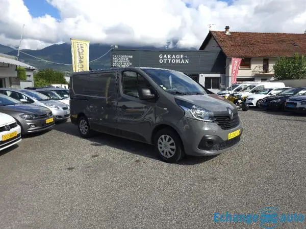 RENAULT TRAFIC L1H1 DCI 145cv 76500 kms CONFORT TVA