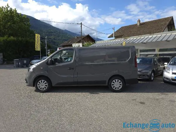 RENAULT TRAFIC L1H1 DCI 145cv 76500 kms CONFORT TVA