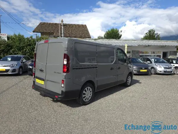 RENAULT TRAFIC L1H1 DCI 145cv 76500 kms CONFORT TVA