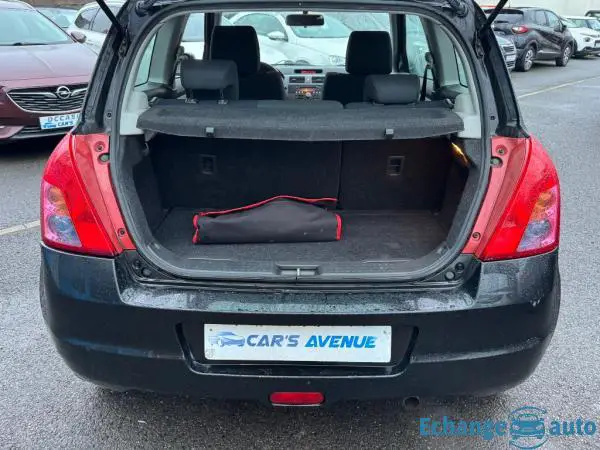 SUZUKI SWIFT 1.3 GLX Edition Limitée