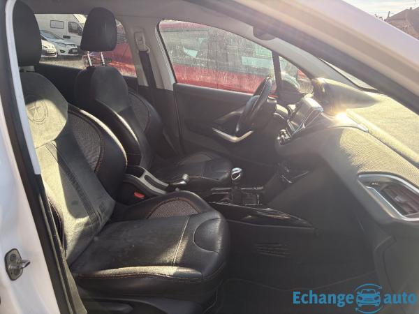 PEUGEOT 2008 1.6 HDI 120 Crossway