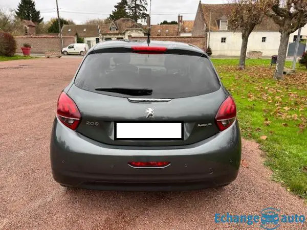 PEUGEOT 208 1.6 BlueHDi 75ch BVM5 Style
