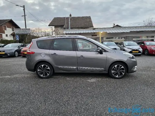 RENAULT SCENIC III 7places dCi 130cv Bose Edition