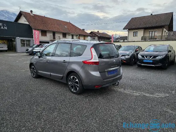 RENAULT SCENIC III 7places dCi 130cv Bose Edition